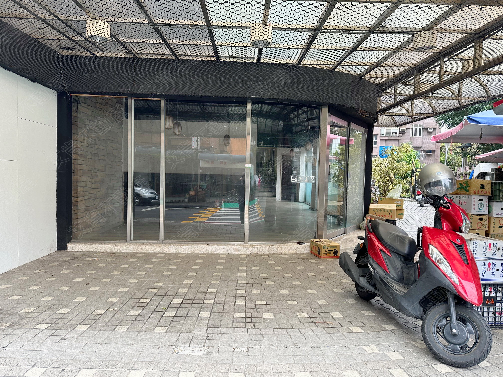 ICAN科技園區人潮/1+2F金店面