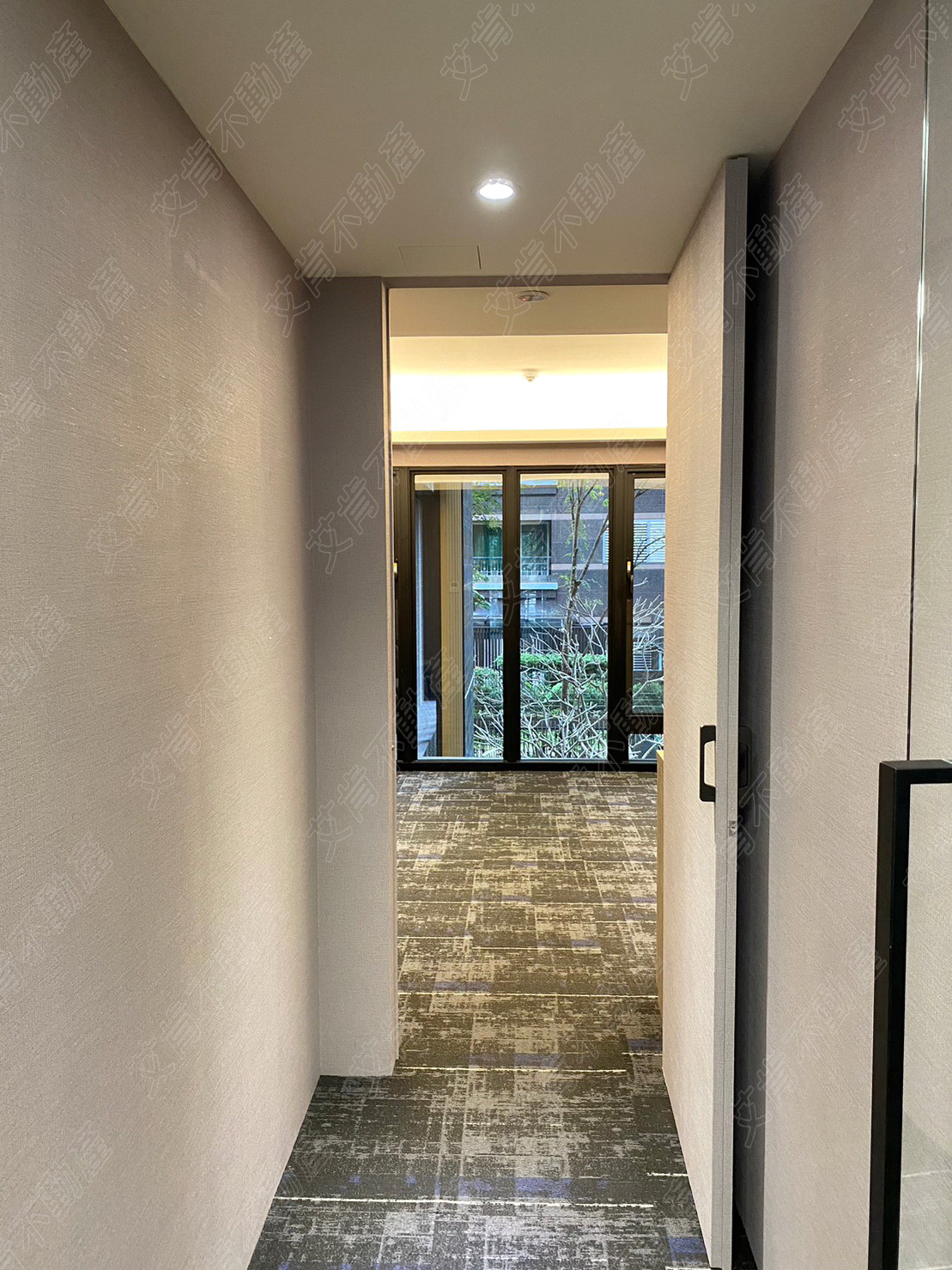 LINE_ALBUM_1111208信義2F遷入交屋_221208_9